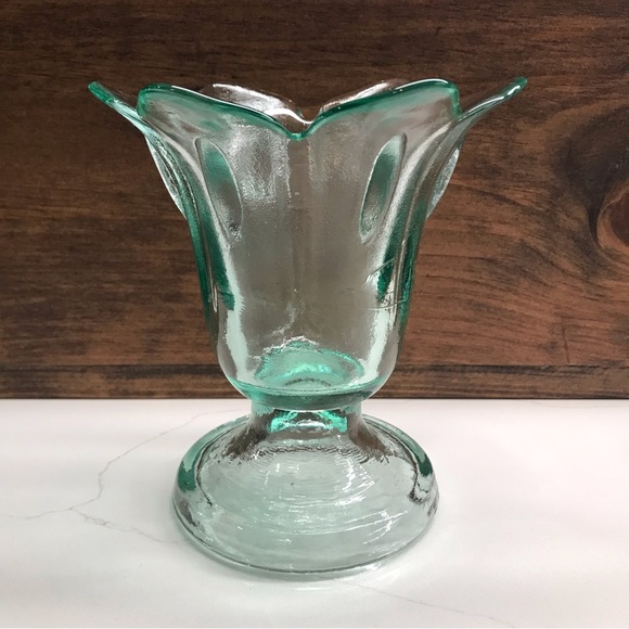 Green Recycled Glass Tulip Flower Shaped Pedestal Votive Candle Holder - Picture 8 of 14